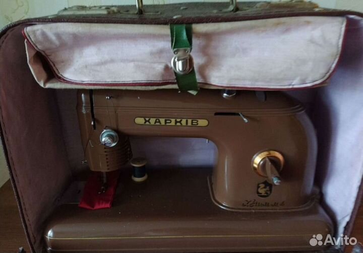 Раритетная швейная машина 