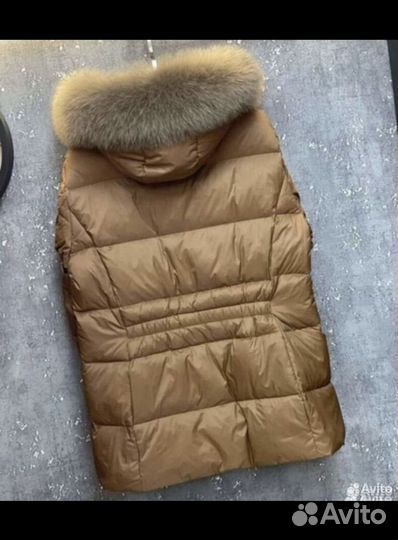 Пуховик moncler в наличии 42-44-46