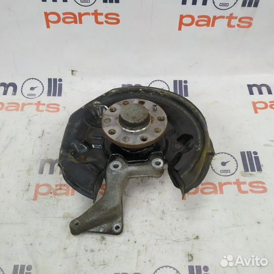 Кулак поворотный задний правый Audi Q3 8U 2014