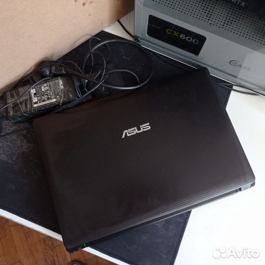 Asus k43s i5 2400/ 9gb/GT 520/SSD 120GB