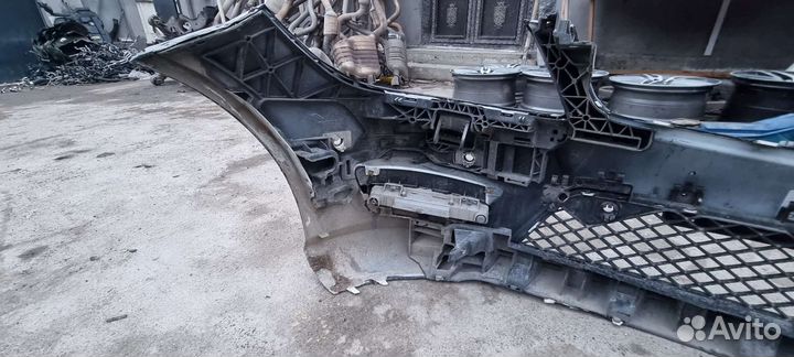 Бампер передний Мерседес w204