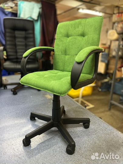 Компьютерное кресло
