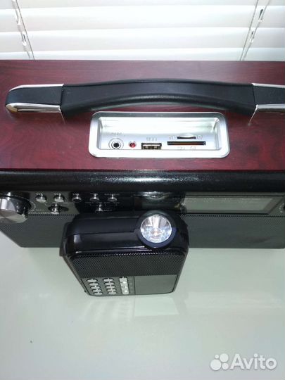 Радиоприемник,мр3,USB, Блютуз