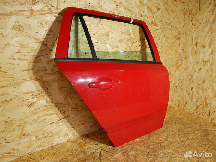 Дверь задняя правая Opel Astra H универсал