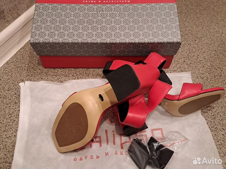 Босоножки женские 36 размер новые
