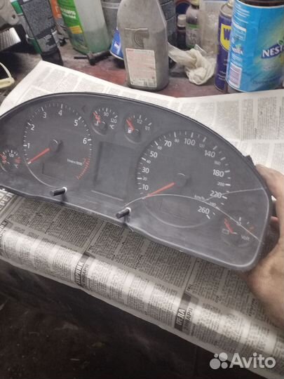 Щиток приборов