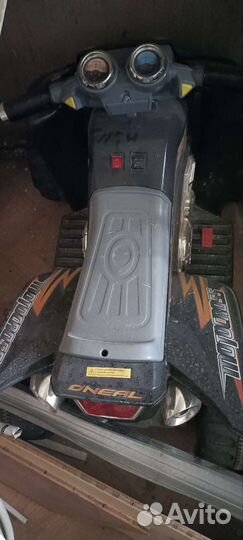 Детский квадроцикл на аккумуляторе