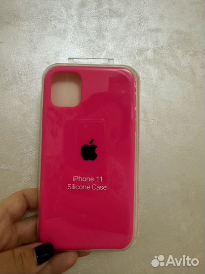 Чехол на iPhone 11