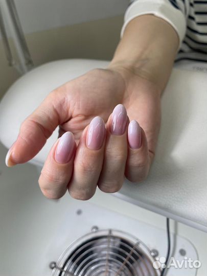 Маникюр/педикюр