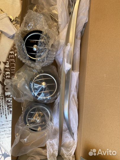 Центральная консольс дефлекторами