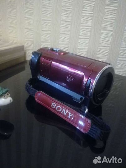 Видеокамера sony HDR-CX110E