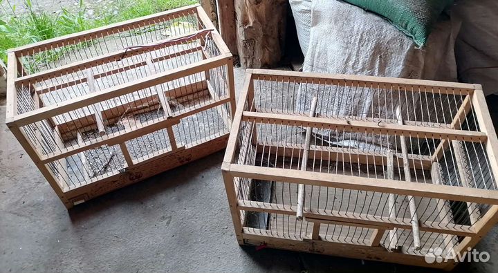 Клетки для птиц, всякие разные)