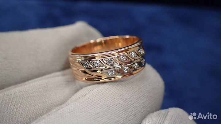 Золотое кольцо с бриллиантами 0.12 карат
