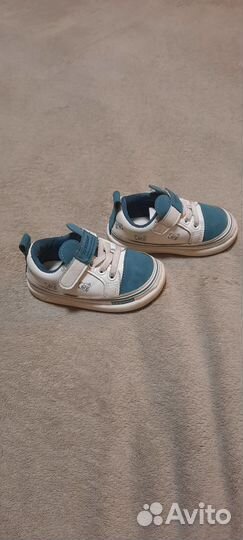 Кроссовки детские 21