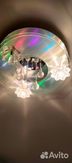 Светильник потолочный