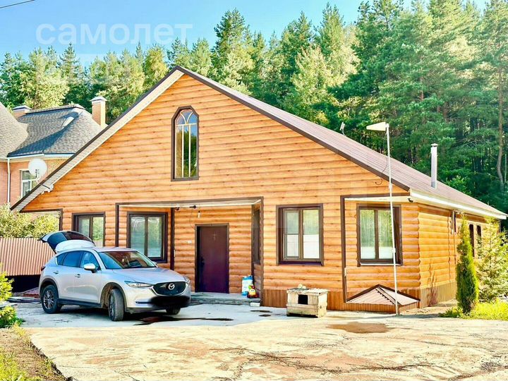 Коттедж 160 м² на участке 2,5 сот.