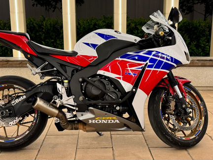 Honda CBR 1000RA