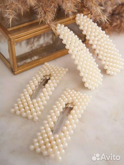 Заколки с бусинами