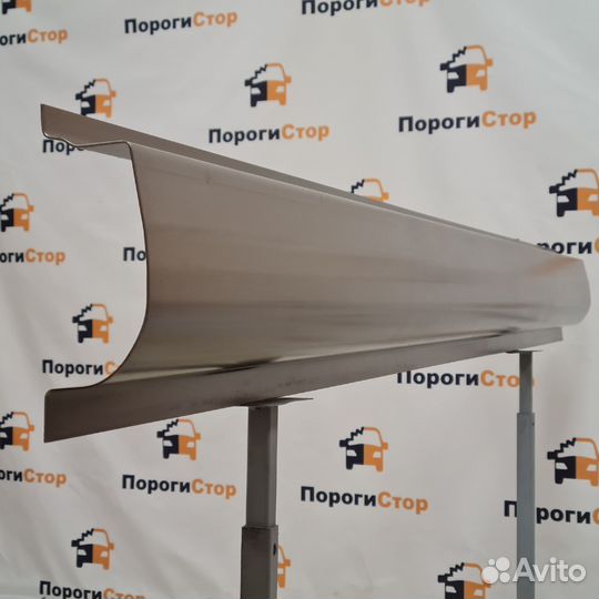 Ремкомплект порогов Ford Maverick 2 кузовные