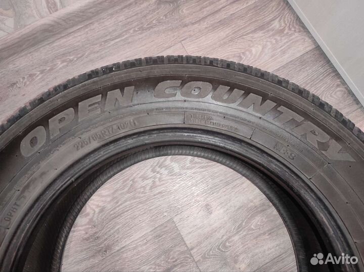 Toyo Open Country H/T 225/65 R17