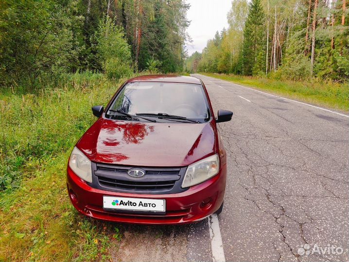 LADA Granta 1.6 МТ, 2013, 180 000 км