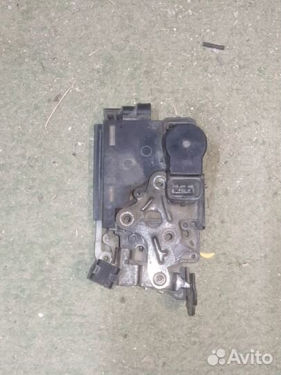 Замок багажника Chery Tiggo t11