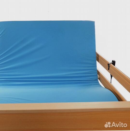 Медицинская кровать