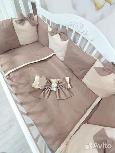 Комплект в кроватку с бортиками