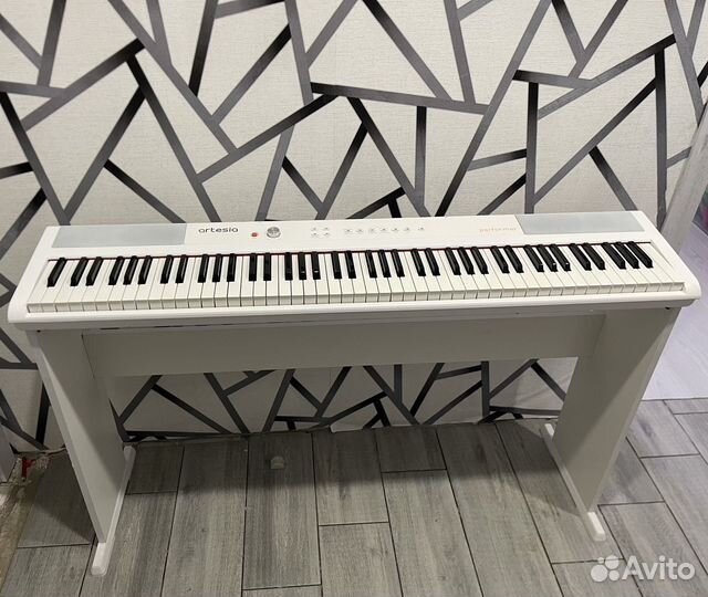 Цифровое фортепиано artesia performer