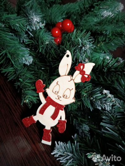 Елочные игрушки