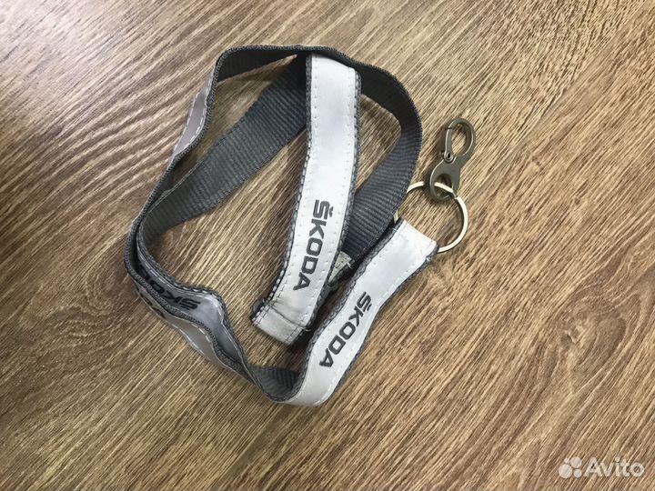 Лента шнурок skoda для ключей, бейджа Шкода