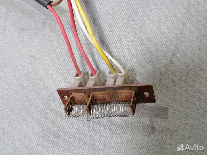 Резистор отопителя Volvo 343 1984-1991