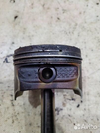 Поршень с шатуном Ford Ecosport B515 hxjd 2015