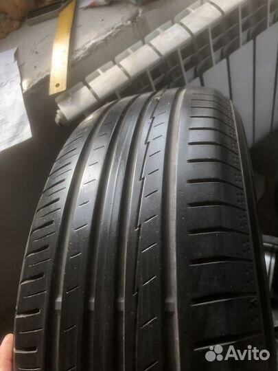 Yokohama BluEarth AE51 215/65 R17
