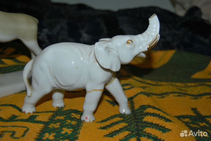 Слон фарфор клеяный