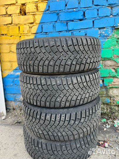 Michelin X-Ice 215/55 R17 98T
