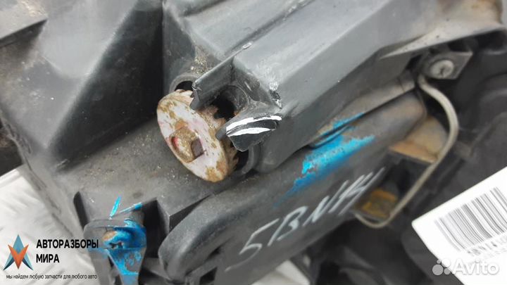 Фара левая Lexus IS 2 (XE20) 2007 8117053400