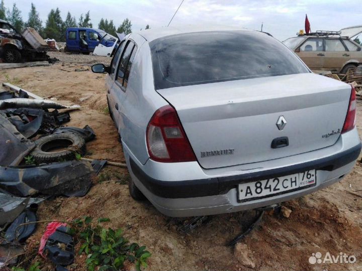 В разборе Renault Symbol 1998 2008