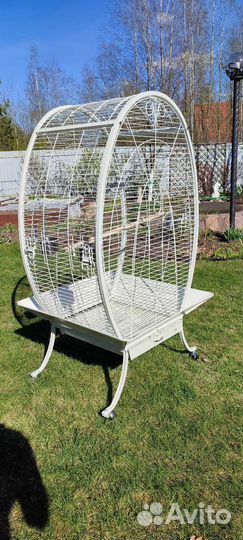 Большая клетка для попугая