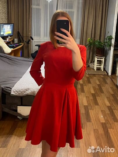Платье вечероее красное