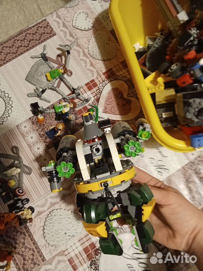 Lego марвел минифигурки