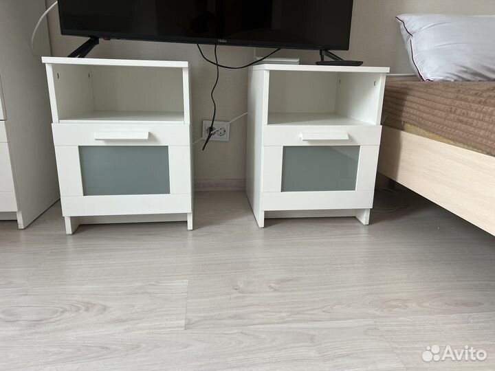 Тумбочки Икея Бримнес в отл. состоянии, доставка