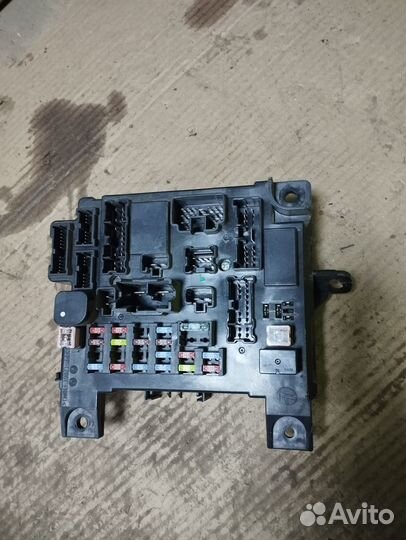 Блок предохранителей Lancer 10