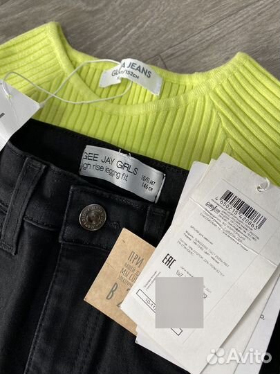 Бронь Джинсы, футболка на 140-146см новые