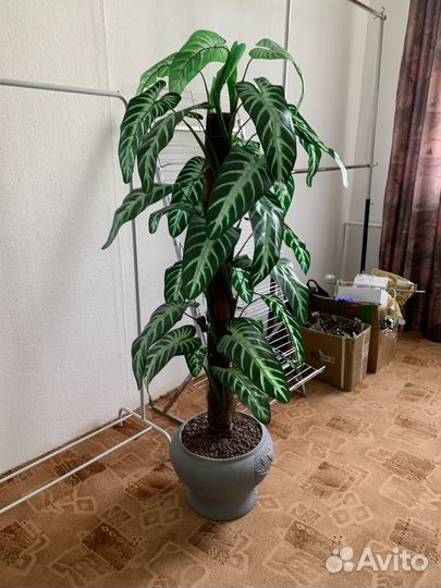 Цветы искусственные для интерьера в горшке