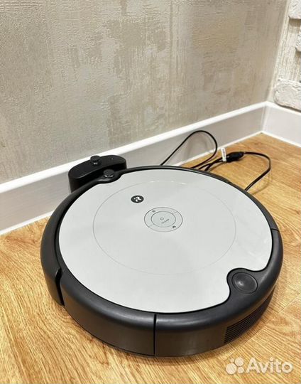 Робот пылесос irobot roomba 698