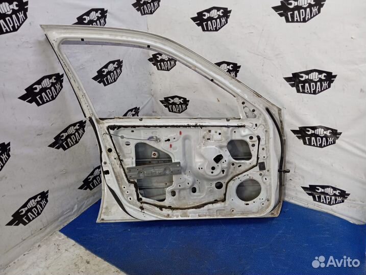 Дверь передняя левая Nissan Sunny B15