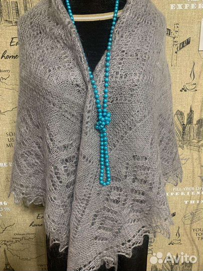 Пуховый белый платок