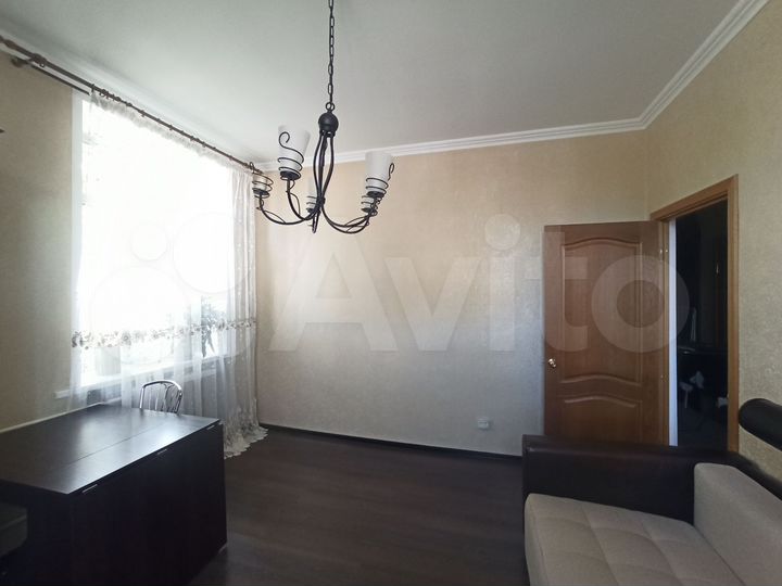 2-к. квартира, 51 м², 2/4 эт.