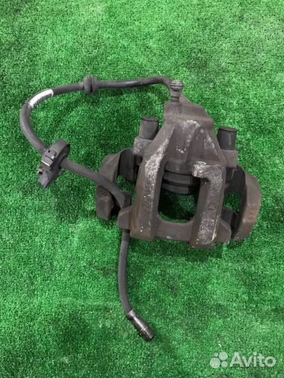 Суппорт задний правый Mercedes Benz Ml 350